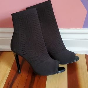 GUESS Open Toed Heel